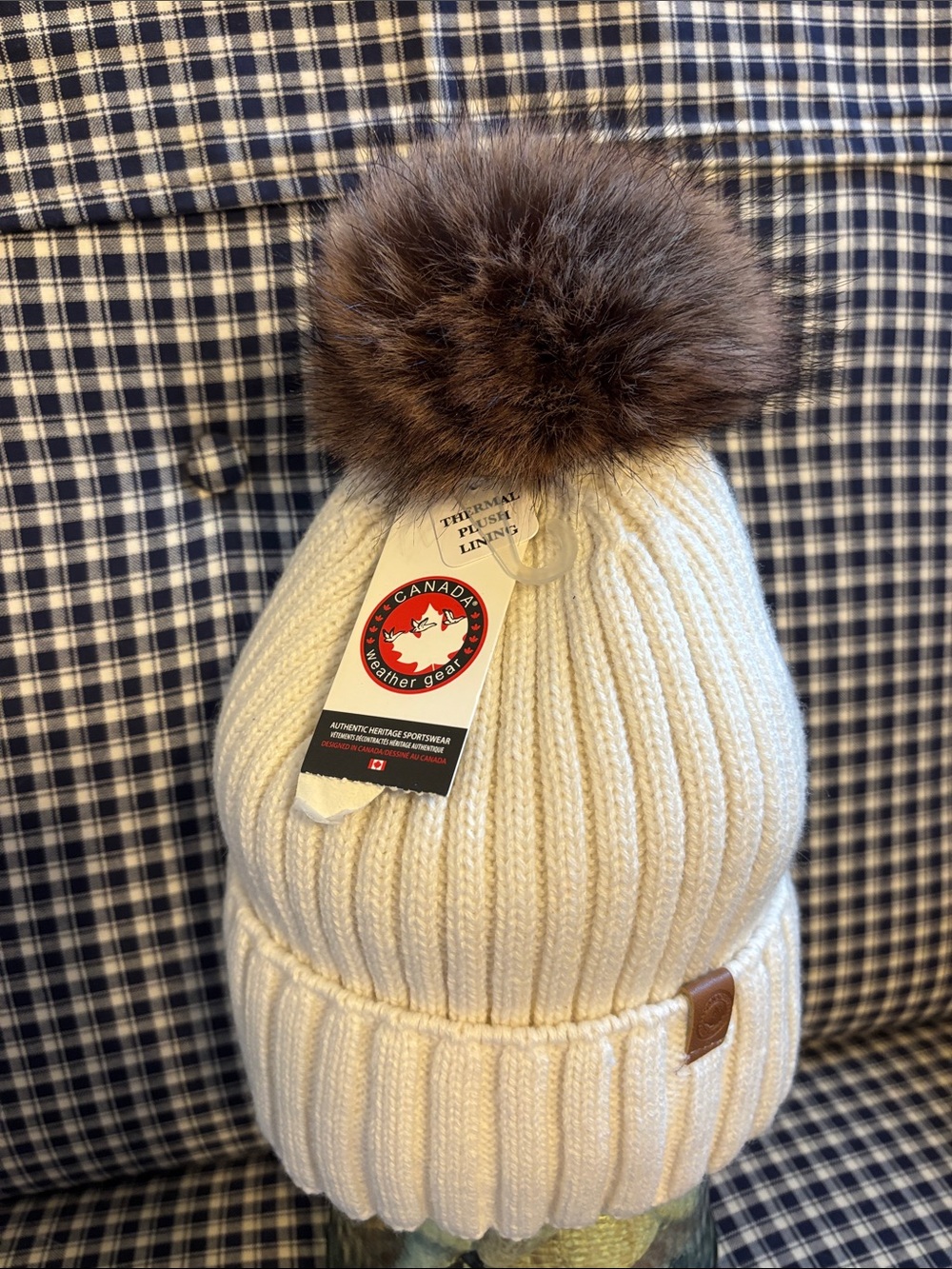 Canada Weather Gear Cream Knit Pom-Pom Beanie